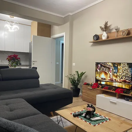 Modern And Cozy Oasis Near Center * Tirana