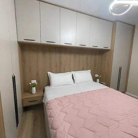 Modern And Cozy Oasis Near Center * Τίρανα