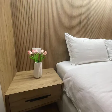 Modern And Cozy Oasis Near Center * Tirana