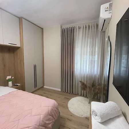 Modern And Cozy Oasis Near Center * Tirana