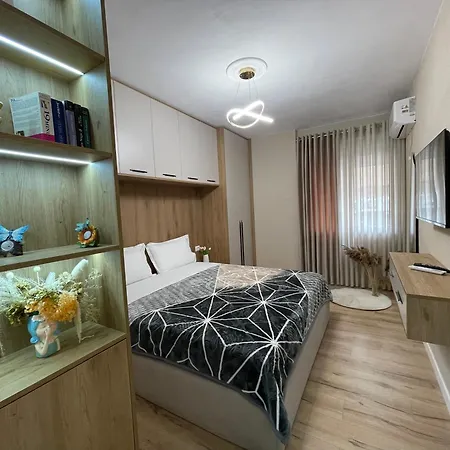 Modern And Cozy Oasis Near Center Tiran